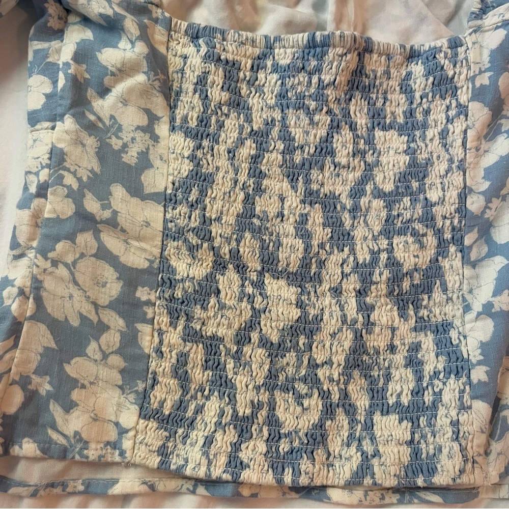 Abercrombie Blue and White Floral Linen Puff Sleeve Corset Blouse size Medium - Picture 3 of 12